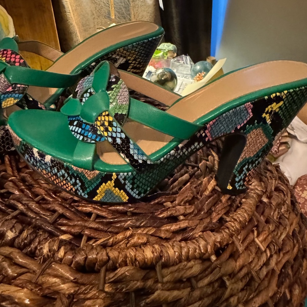 Green Multicolor Women's Shoes/heels - Picture 2 of 7